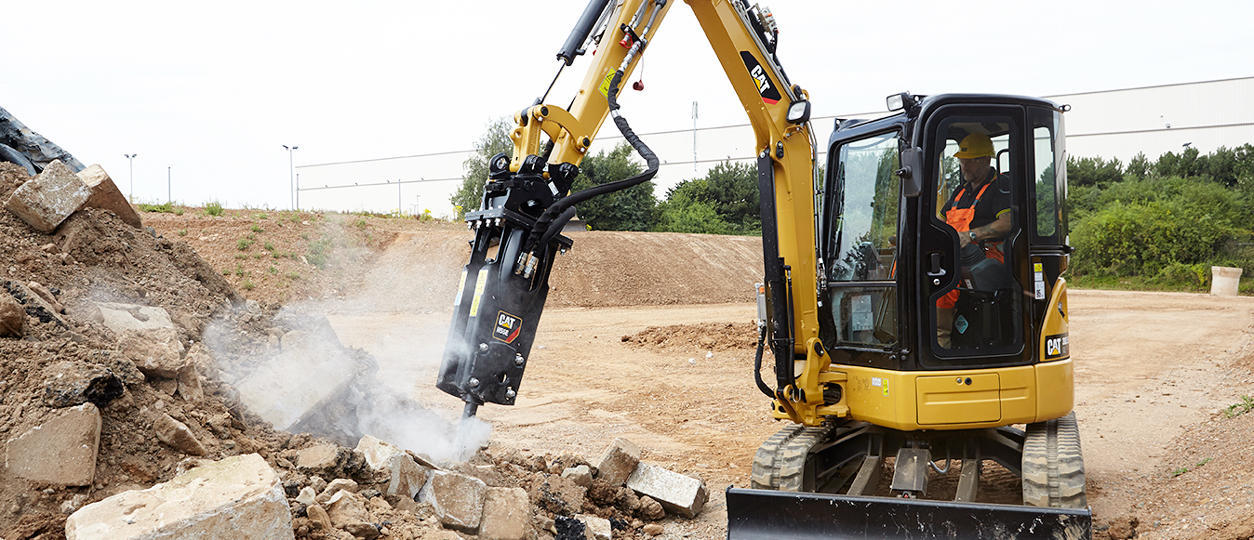 アタッチメントで広がる 建機の作業 油圧ショベル編 アタッチメント活用術 Cat 建機 研究所 日本キャタピラー 公式