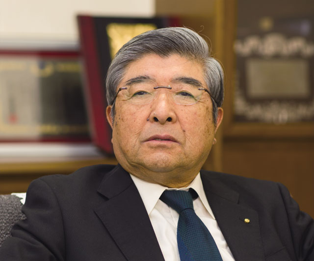 東邦砕石株式会社 代表取締役 青山潤一様