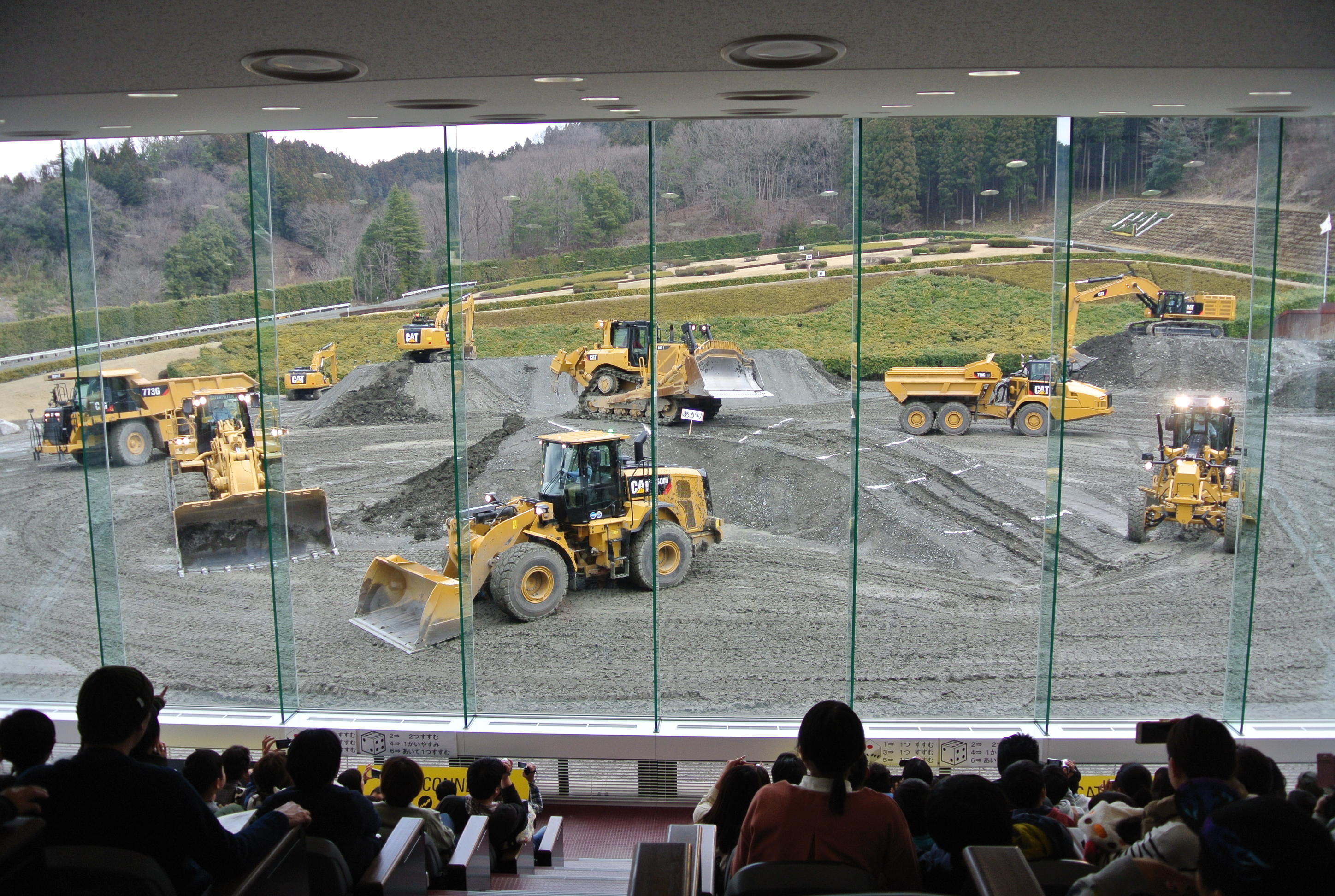 春休み・ちびっこ建機フェア2017」開催レポート｜お知らせ｜日本
